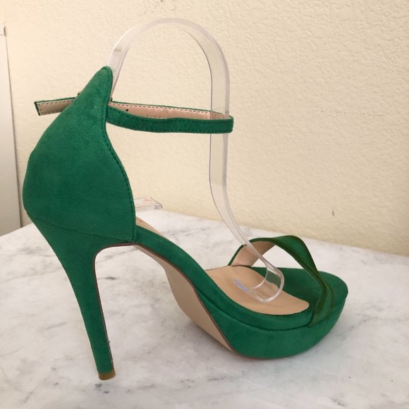 SOLD❤️ Size 9 Green Suede Open Toe Sandal - Picture 4 of 8